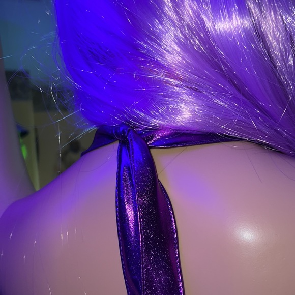 New Deep V neck Halter Top - Picture 9 of 13